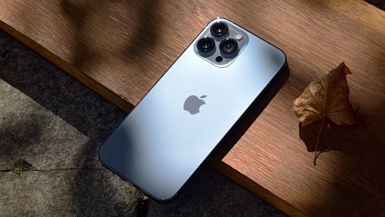 Giá iPhone 13 Pro vừa tạo lên "địa chấn" rẻ chưa từng có: Hiệu năng vẫn "nét căng"