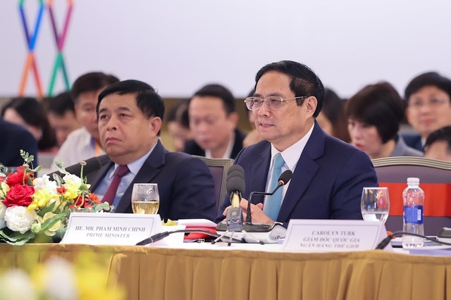 Thủ tướng khẳng định Chính phủ Việt Nam tiếp tục cam kết mạnh mẽ về tạo mọi điều kiện thuận lợi để các doanh nghiệp phát triển - Ảnh: VGP