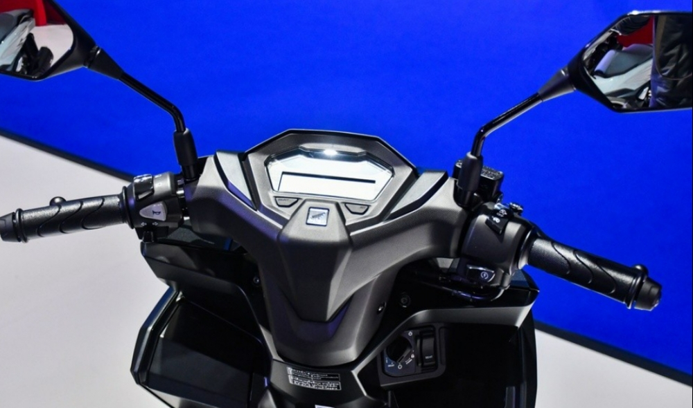 Honda ra mắt mẫu xe máy thay thế "vua tay ga": Diện mạo "chân chất", dân chơi "thèm khát"