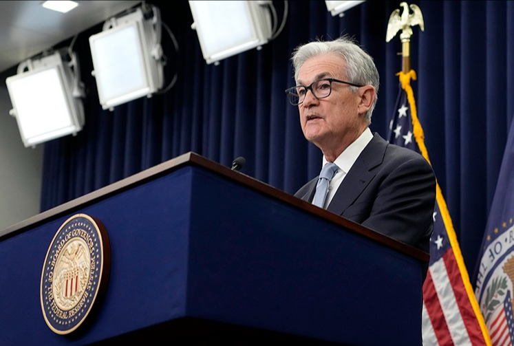 Chủ tịch Fed Jerome Powell trong buổi họp báo ngày 22/3. (Ảnh: AP)