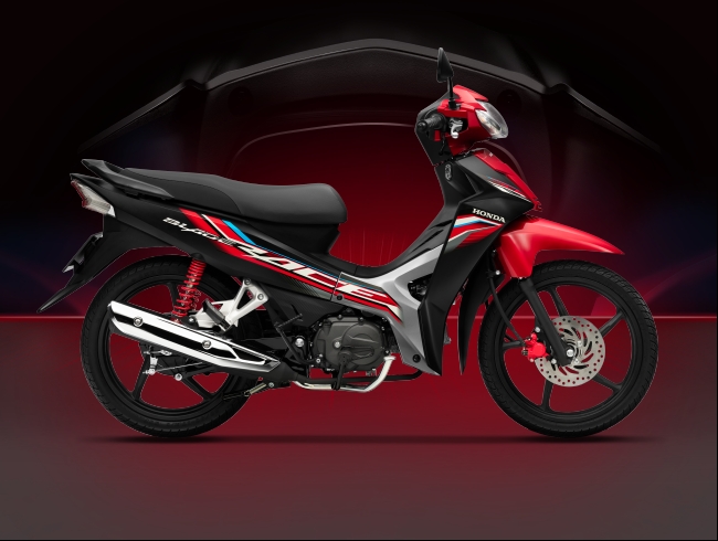 Giá xe máy Honda Blade 2023 mới nhất cuối tháng 3: "Áp lực" cực đại cho Yamaha Sirius!