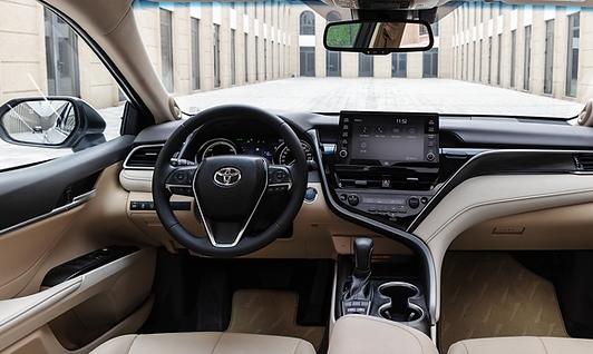 Giá xe Toyota Camry mới nhất ngày 27/3: Cực đáng đồng tiền