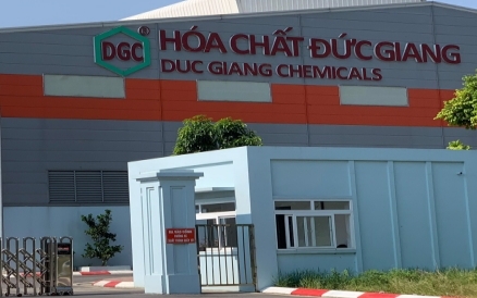 Hóa chất Đức Giang (DGC) muốn sáp nhập Phốt Pho Apatit Việt Nam