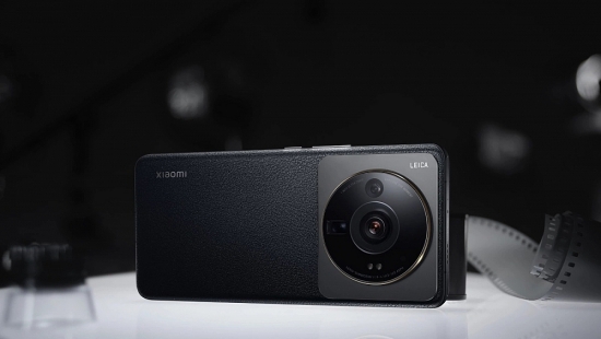 Xiaomi quyết "sánh vai" với Samsung khi tung cực phẩm có chip Rồng cùng siêu Camera
