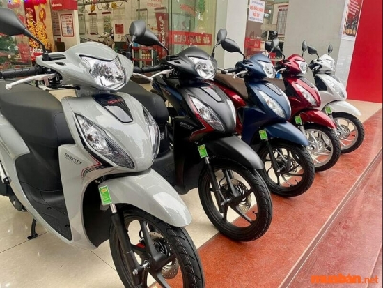 Xe máy Honda Vision tăng giá đầu tháng 4, khách Việt đắn đo “xuống tiền”