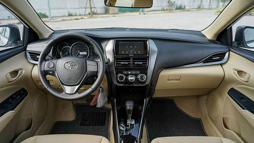Giá xe Toyota Vios mới nhất tháng 4/2023: Ưu đãi lên tới 37 triệu đồng, loạt đối thủ gặp khó