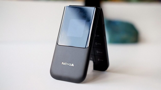 Nokia cũng chẳng "kém cạnh" các ông lớn hiện nay khi tung cực phẩm điện thoại "gập"