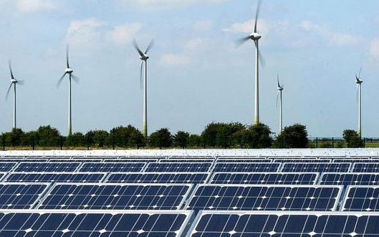 Sóng gió bủa vây, doanh nghiệp năng lượng tái tạo đua nhau báo lỗ