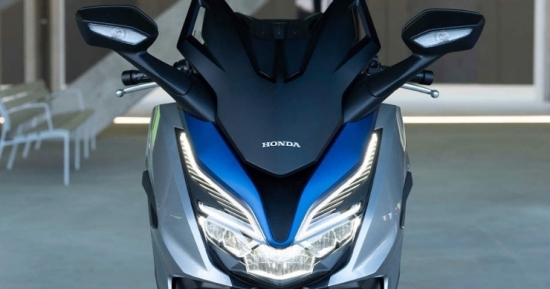 "Bom tấn" mới nhà Honda lộ diện với thiết kế vượt vua tay ga: Honda SH "bồn chồn lo lắng"