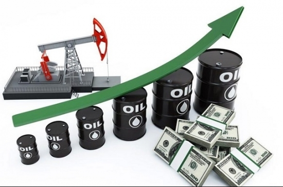 Giá xăng dầu hôm nay 10/4/2023: Thị trường trong nước có thể điều chỉnh tăng?