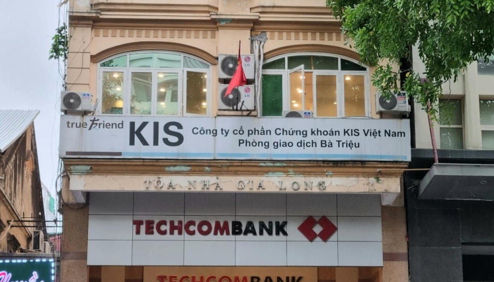 Chứng khoán KIS Việt Nam tung ưu đãi khách hàng lên tới 500 triệu đồng