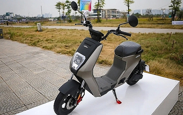 Honda "đưa" siêu xe máy điện về Việt Nam: Thiết kế như xe xăng, giá rẻ đến ngỡ ngàng