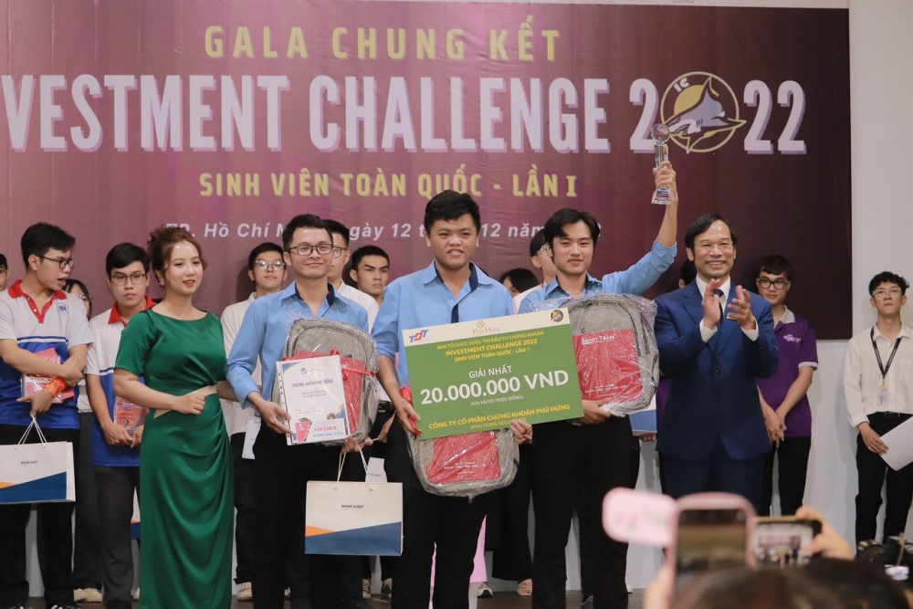 Cuộc thi Đầu tư Chứng Khoán sinh viên Việt Nam – Investment  Challenge 2023 là Cuộc thi học thuật sinh viên về Chứng khoán lớn nhất trong toàn quốc