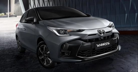 Toyota Yaris điều chỉnh tăng giá bán: Mazda 2 Sport "bình chân như vại"