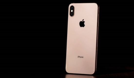Giá iPhone XS Max mới nhất cuối tháng 4/2023: "Đỉnh cao" một thời nay về "tận đáy"