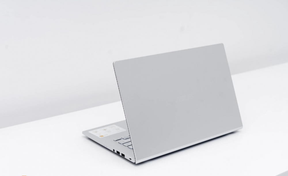 Asus Vivobook: Mẫu laptop "quốc dân" giá siêu rẻ, hiệu năng ổn định