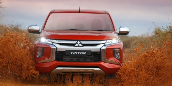 Mitsubishi Triton: "Vua" bán tải giá rẻ dành cho ai "ăn chắc mặc bền"