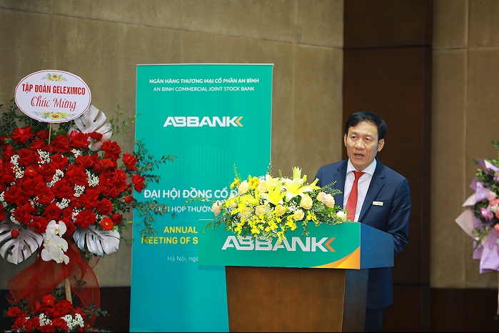 Chủ tịch ABBank Đào Mạnh Kháng: Ngân hàng không ép khách hàng mua bảo hiểm