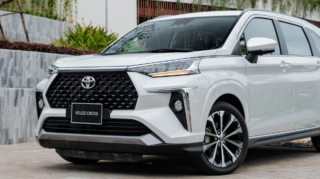 Giá xe Toyota Veloz Cross 2023 mới nhất tháng 5: Giá hợp lý, vận hành bền bỉ và tiết kiệm