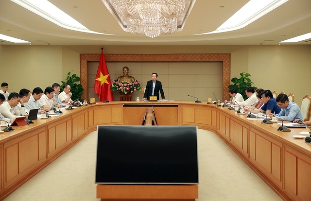 Phó Thủ tướng Trần Hồng Hà phát biểu tại buổi làm việc. (Ảnh: VGP)