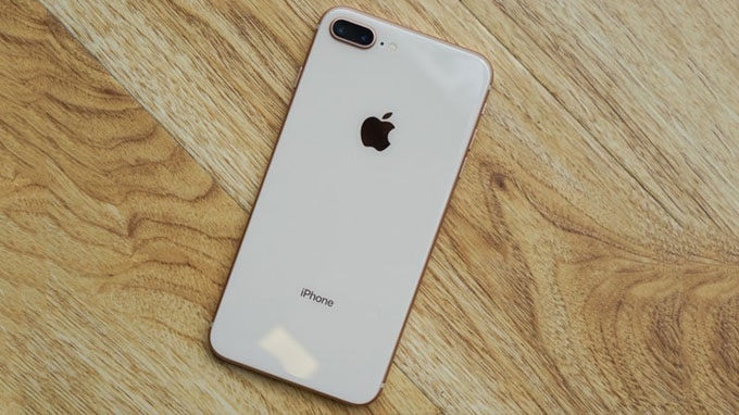 Giá iPhone 8 mới nhất ngày 10/5: Vẫn là siêu phẩm 