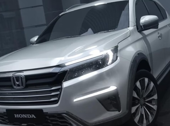 “Siêu phẩm” Honda Elevate ra mắt tháng sau với giá chỉ 330 triệu, Hyundai Creta vào thế khó