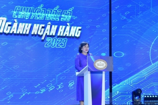 Thống đốc Nguyễn Thị Hồng: Nhiều ngân hàng Việt Nam giảm tỷ lệ CIR xuống 30% nhờ tích cực chuyển đổi số