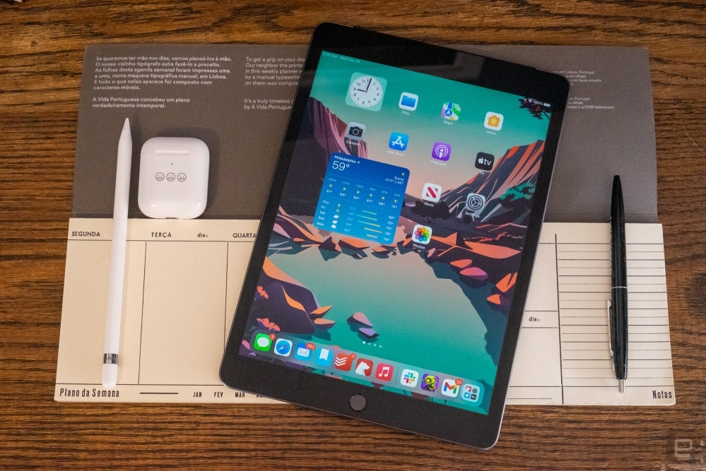 Chỉ với 7 triệu, bạn có thể rinh ngay chiếc iPad có màn hình lên đến 10.2 inch