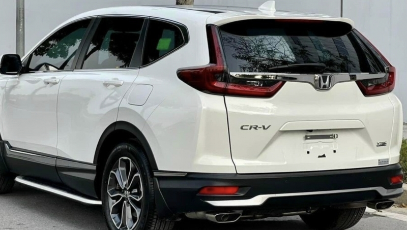 Giá xe Honda CR-V mới nhất ngày 22/5: Xuống giá không phanh