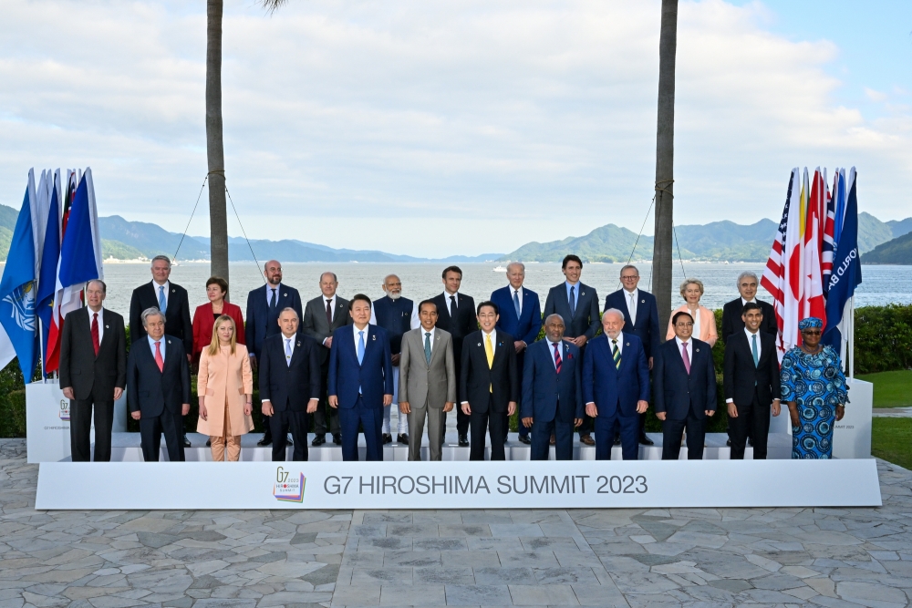 Thủ tướng Phạm Minh Chính cùng các nhà lãnh đạo các nước G7 mở rộng - Ảnh: VGP
