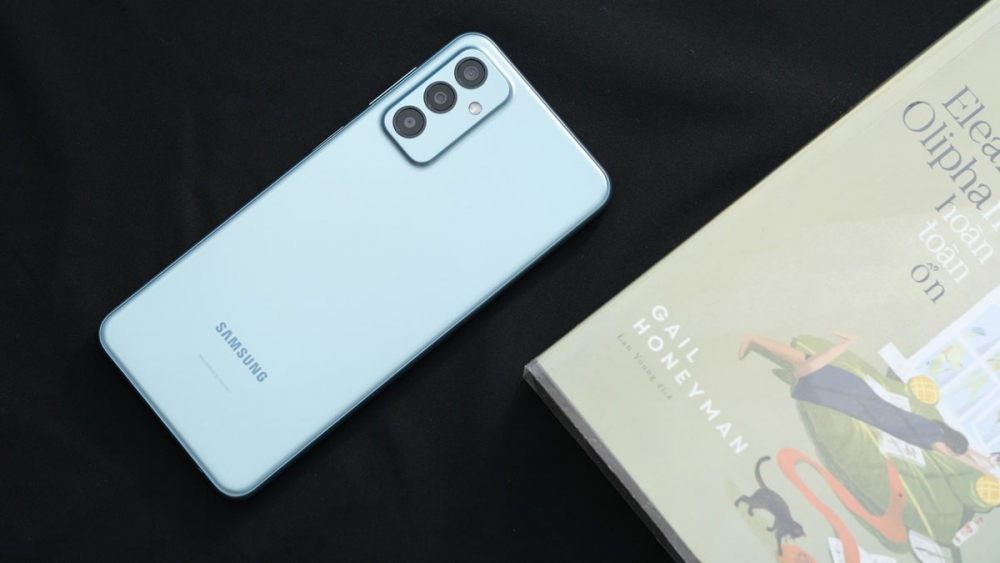 Samsung Galaxy S23 phiên bản mini giá chỉ hơn 4 triệu đồng: Hiệu năng vẫn cực "chất"