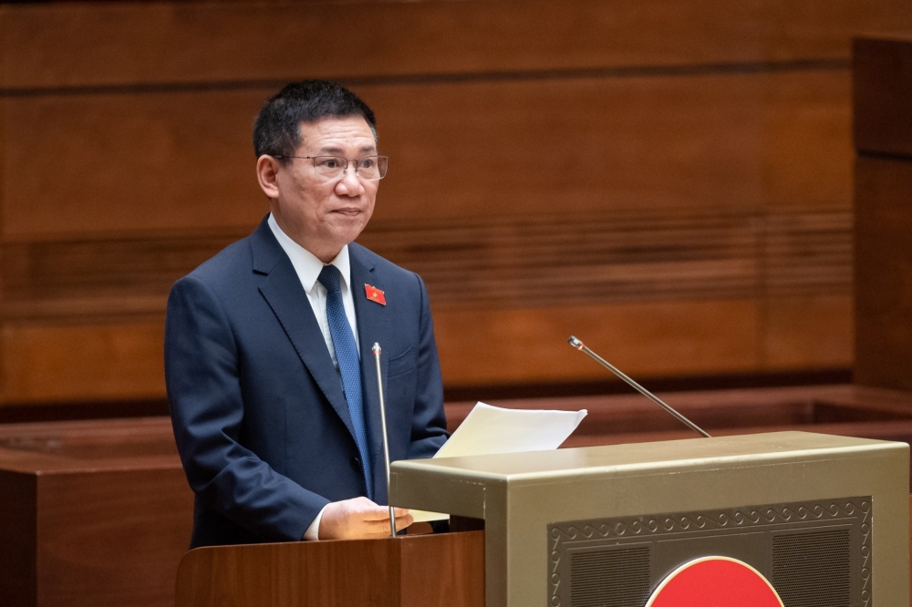 Bộ trưởng Bộ Tài chính Hồ Đức Phớc báo cáo về công tác thực hành tiết kiệm, chống lãng phí năm 2022. (Ảnh: quochoi.vn)