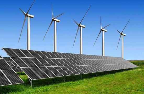 Hàng chục nhà đầu tư điện gió, điện mặt trời ngóng 'phán quyết' của Bộ Công Thương