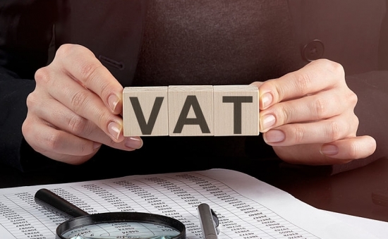 Chính phủ chốt không giảm thuế VAT 2% với ngân hàng, bảo hiểm