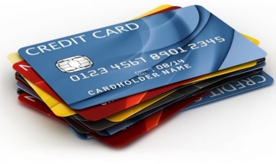 Lợi ích và rủi ro khi sử dụng thẻ tín dụng