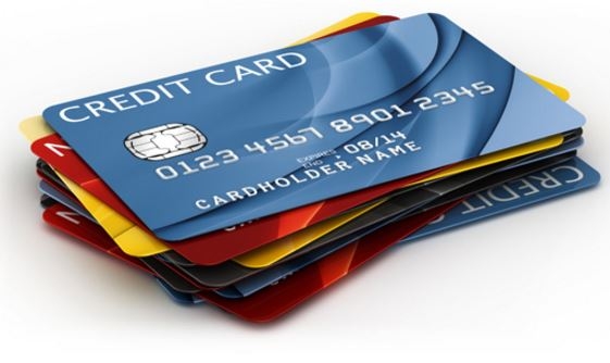 Lợi ích và rủi ro khi sử dụng thẻ tín dụng