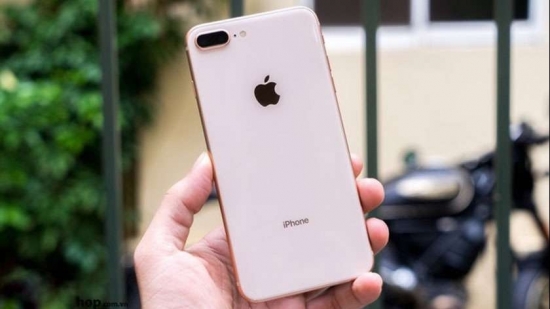 Giá iPhone 8 Plus mới nhất: Vẫn là "chúa tể" trong phân khúc