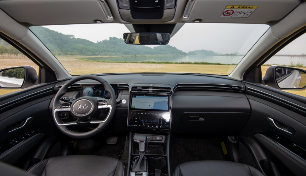 Hyundai Tucson 2023 có giá lăn bánh cuối tháng 5 gây “sốc”, dễ dàng vượt mặt Mazda CX-5