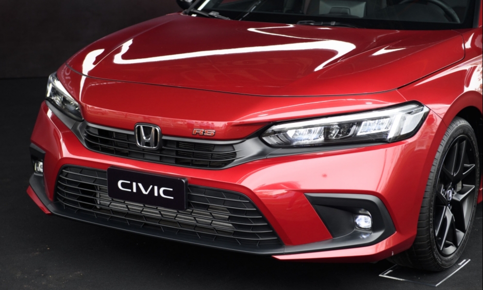 Mua xe Honda Civic RS lời ngay 100 triệu đồng