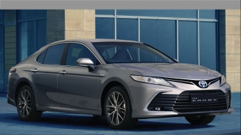 Giá xe Toyota Camry tháng 6/2023: Độc bá phân khúc sedan hạng D