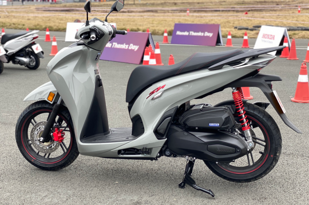 Honda SH 350i 2023: Chiếc xe máy tay ga dành cho 