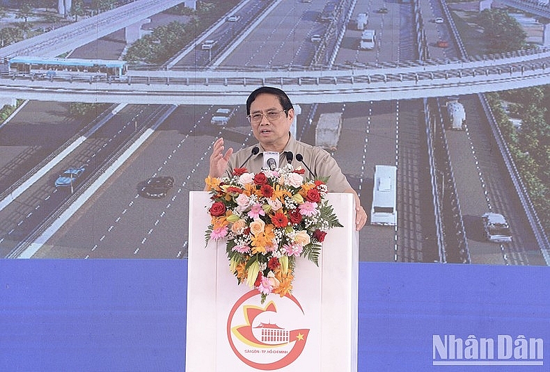 Thủ tướng Phạm Minh Chính phát biểu ý kiến tại lễ khởi công.