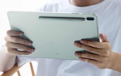 Máy tính bảng Samsung Galaxy Tab S7 FE WiFi: "Nội thất" đẳng cấp, giá vừa túi tiền