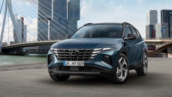 Giá lăn bánh xe Hyundai Tucson: "Kèo thơm" cho khách Việt, thách thức Mazda CX-5