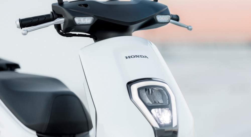 Lộ diện xe máy điện nhà Honda với thiết kế đẹp mãn nhãn: Đẳng cấp vươn tầm quốc tế
