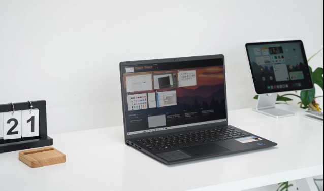 Laptop Dell Inspiron 15: "Chuyên nghiệp" ngay từ vẻ ngoài, hiệu năng ấn tượng, giá lại sinh viên
