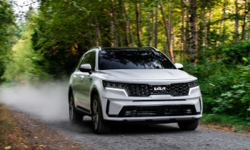 Bảng giá ô tô Kia Sorento mới nhất tháng 7/2023: Thêm ưu đãi, giá càng giảm sâu