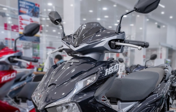 Giá xe máy Honda Air Blade ngày 20/7/2023: Giảm tiền triệu, "món hời" cho khách Việt