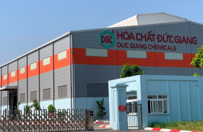 Hóa chất Đức Giang (DGC) 