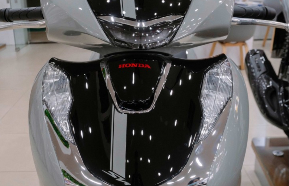 Giá xe máy Honda SH 125 cuối tháng 7/2023: Mức chênh "cỏn con"